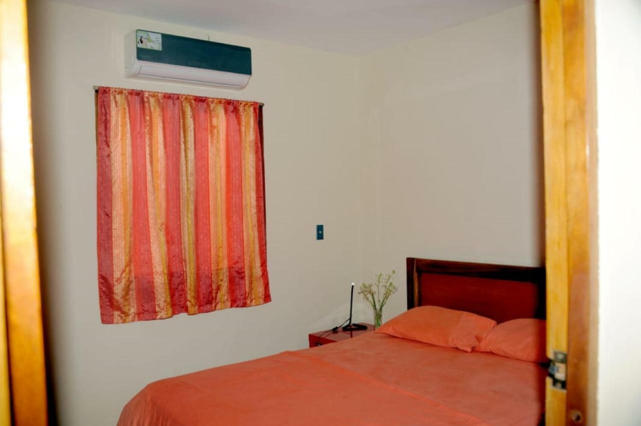 Apartamentos Casa Amarilla Granada Exterior foto
